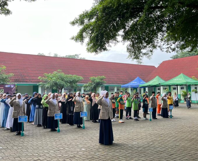 Semarak Milad ke-48, MTsN 3 Kediri Gelar Lomba KOSMAS untuk Siswa SD/MI