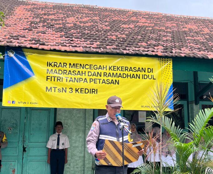 Apel Ikrar Cegah Kekerasan dan Ramadan Tanpa Petasan, MTsN 3 Kediri Tegaskan Komitmen  Madrasah Aman dan Kondusif