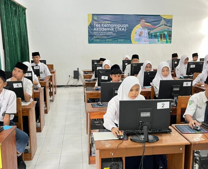 Pelaksanaan TKA Kelas IX MTsN 3 Kediri Tahun 2026 Berjalan Tertib dan Lancar