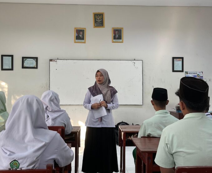 Semangati Peserta, Kepala MTsN 3 Kediri Doakan Kelancaran Pelaksanaan SAT  Kelas VII dan VIII