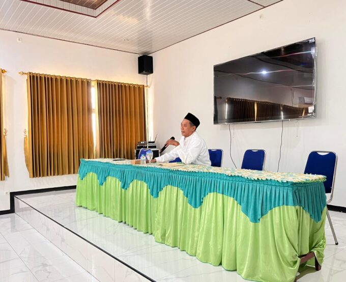 DWP MTsN 3 Kediri Mengaji, Hadirkan KH. Nasrul Islam Badrus Bahas Pentingnya Menjaga Salat