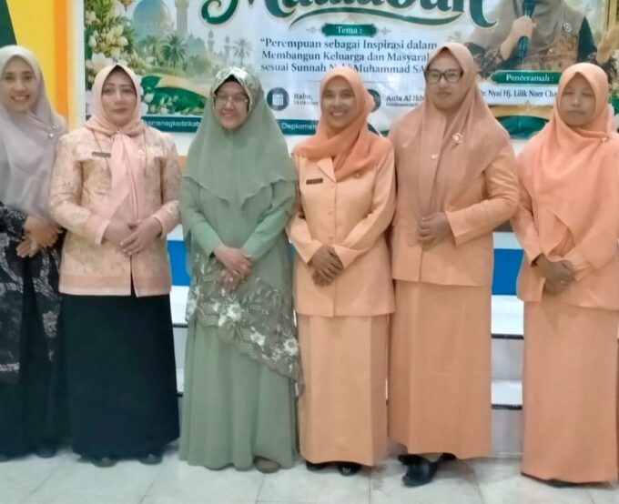 DWP MTsN 3 Kediri Ikuti Peringatan Maulid Nabi dan Pemeriksaan Kesehatan  di Kemenag Kabupaten Kediri